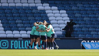 image: SR_LONDON_CITY_CHELSEA_210326_01736