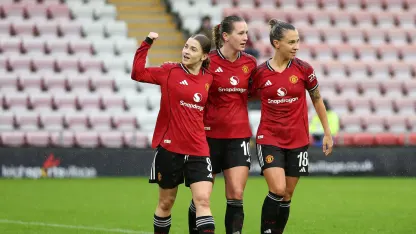 image: Janssen’s Free-Kick To Win! 🔥| Manchester United v West Ham United Highlights | Barclays WSL 2025-26