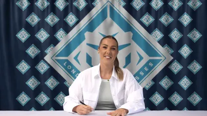 image: Mary Earps to join London City Lionesses