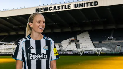 image: Kaitlyn__4_of_12__Cropped