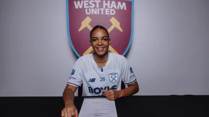 image: Estelle Cascarino returns to West Ham United