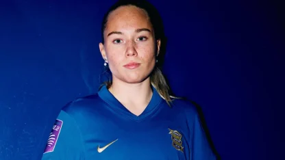 image: Blues complete loan signing of Lotta Lindström 