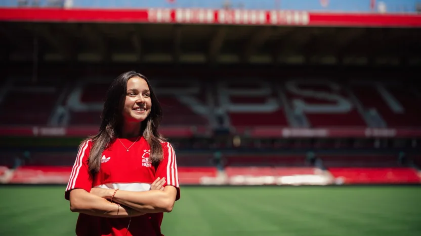 image: Cerys Brown signs for Nottingham Forest