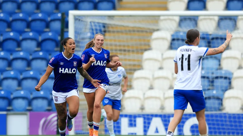 image: Ipswich Town v Portsmouth - Barclays Women's Super League 2