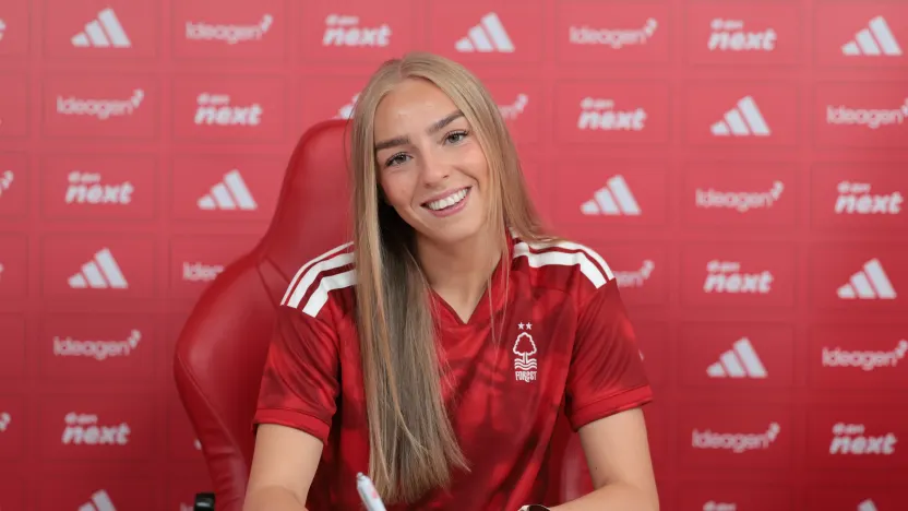 image: Thomas joins Forest Women on loan