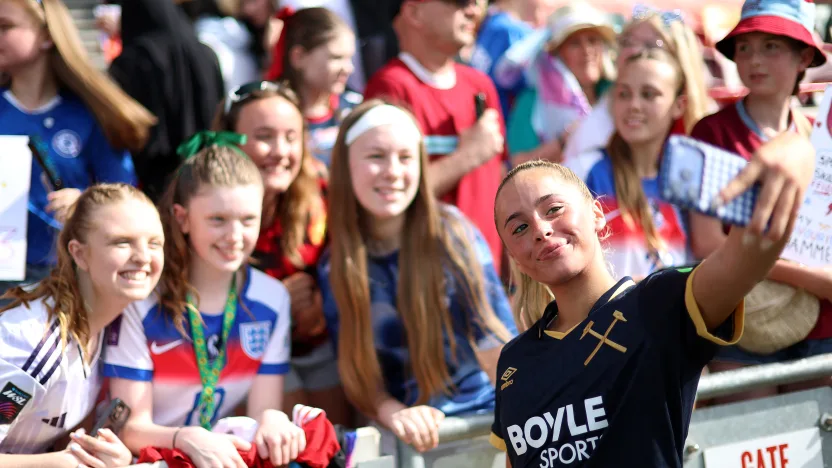 image: Ria Bose joins Sunderland on loan 