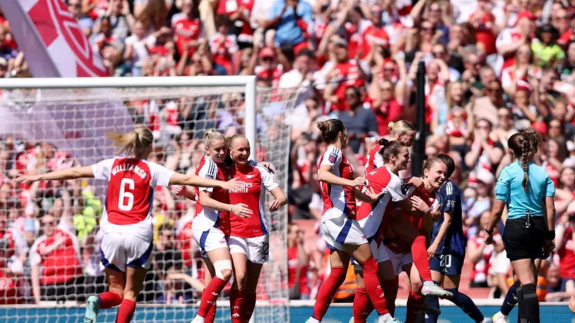 image: Arsenal FC v Manchester United FC - Barclays Women's Super League