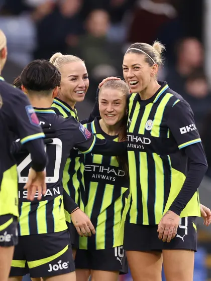 image: City stay top with big win at Palace as Chelsea keep pressure on