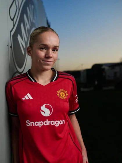 image: Hannah Lundkvist joins Manchester United