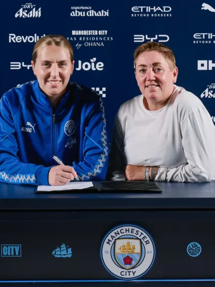 image: City sign Moorhouse on loan