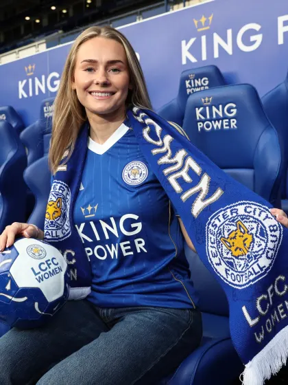 image: Emma Jansson joins the Foxes