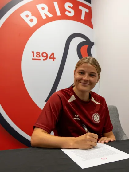 image: Markvardsen signs for City