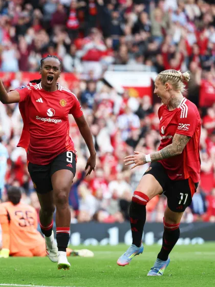 image: Manchester United seal European qualification with draw at Old Trafford