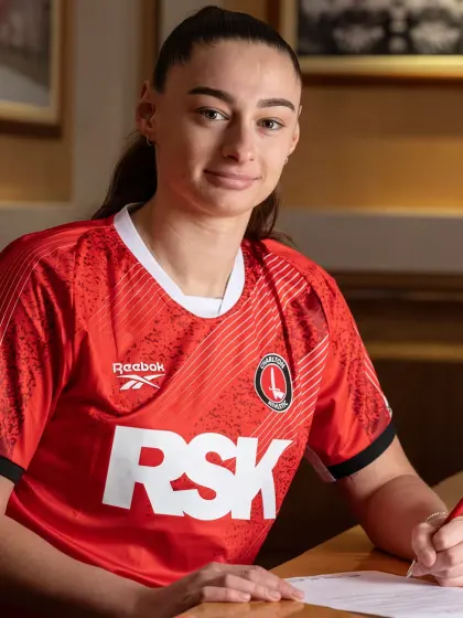 image: Charlton sign a Waldie