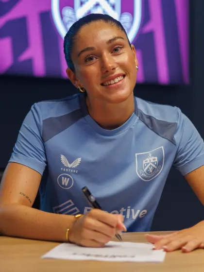 image: Maddi Wilde Signs For Burnley 