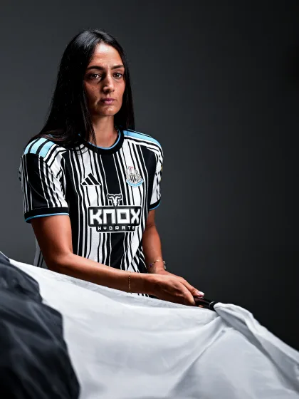 image: Newcastle United sign Mollie Lambert