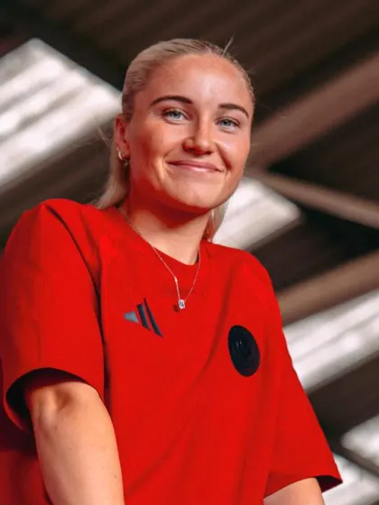 image: Gracie Pearse joins Sheffield United Women