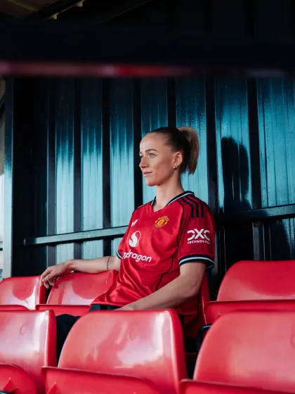 image: Lea Schüller becomes Manchester United's second signing